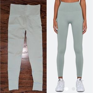 SET ACTIVE Sculptflex Legging in Rain [matching top available]